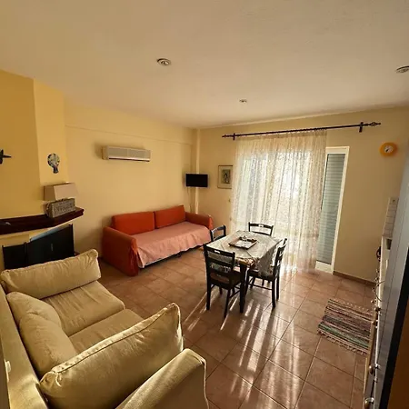 Seafront Private Apartamento *