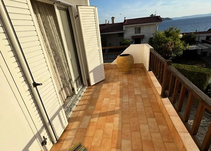 Seafront Private *